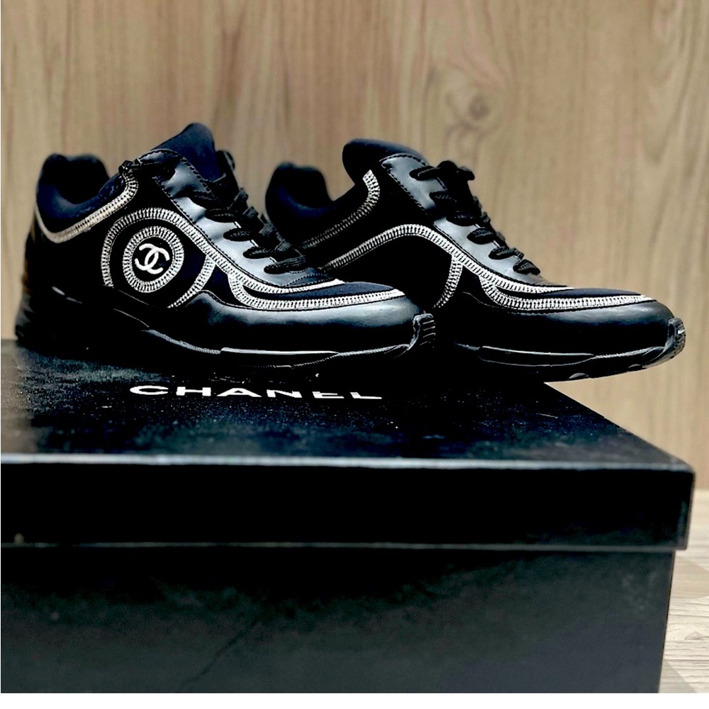 AUTHENTIC CHANEL Sneakers